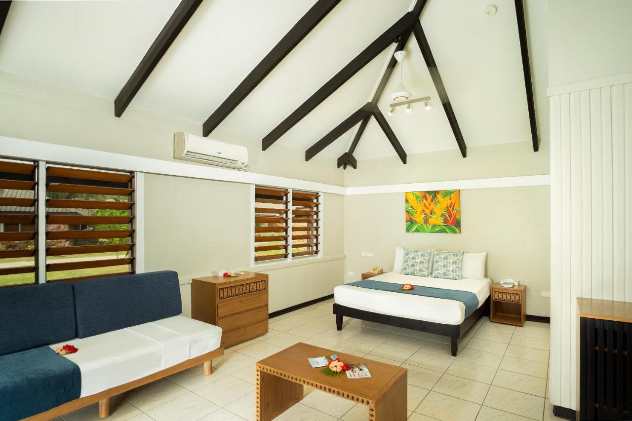 Plantation Island Resort Malololailai Esterno foto